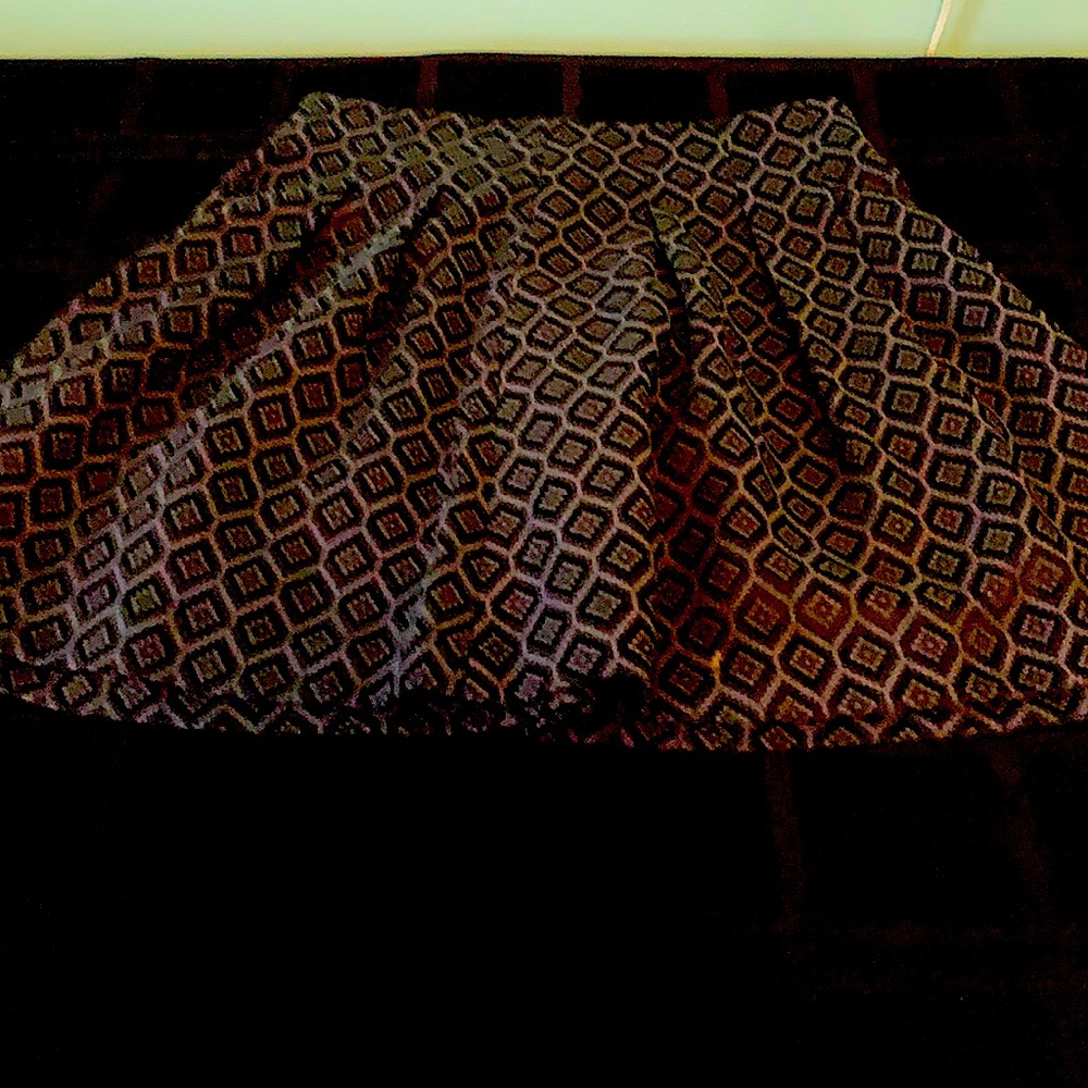 Banana Republic black geometric design skirt